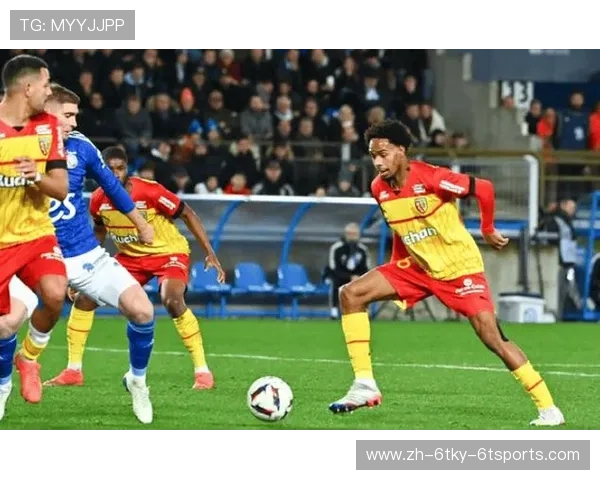 法甲赛季对比数据：进球、防守与控球分析